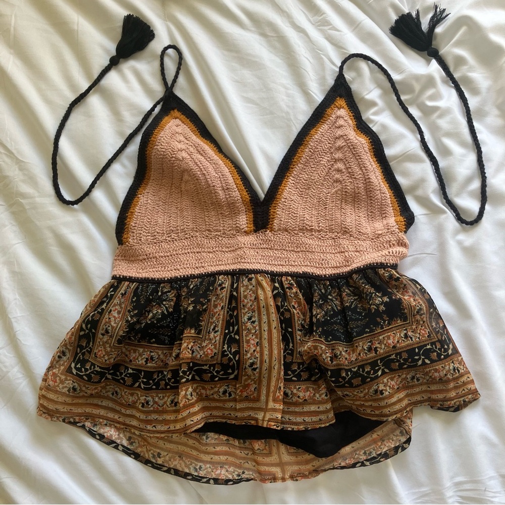 American eagle crochet top size medium